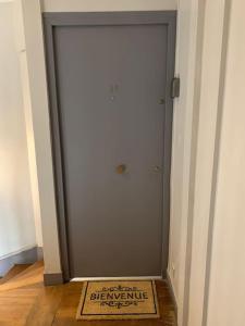 Paris Charenton logement chaleureux & fonctionnel