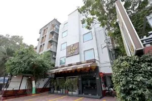 Hotel Vetro Inn - Vapi