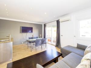 Cubos Beach Side Apartment at La Cala