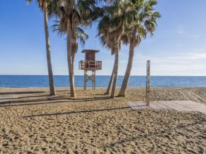 Cubos Beach Side Apartment at La Cala