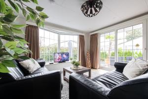 Holiday Inn 48 Oisterwijk # Hygiëne # Airport Eindhoven # Airco # Bosrijk # Hiking & Biking # Efteling # Safaripark