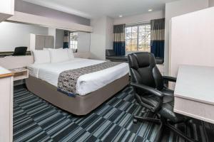 Queen Studio Suite - Non-Smoking room in Microtel Inn and Suites Lafayette