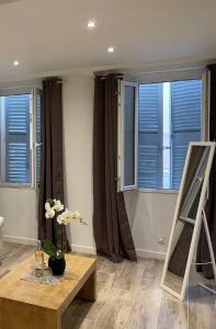 Antibes : Beau studio en plein centre ville