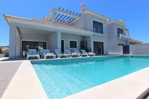 Villa Goncinha - Piscina - 阿尔法洛贝拉