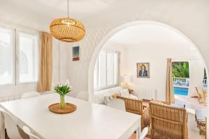 Villa Monte Penedo, heated pool