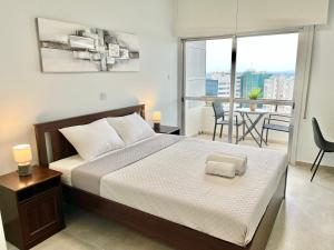 Enaerios SeaView Studio