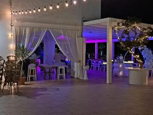 Albergo Diomedee Rooms on the Beach