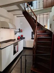 Moselperle- Urlaub im historischen Fachwerkhäuschen - 布莱