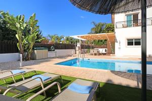 Villa Posidonia - 200m from Sandy Beach