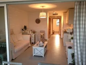 纳雅玛丽亚公寓 - 卡尔维