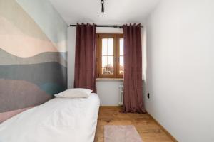 Comfortable Two-Bedroom Apartment Poznań by Renters