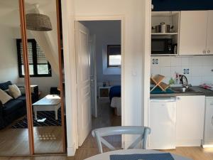 TOUT A PIED ! T2 25m2 - Parking privé - Wifi