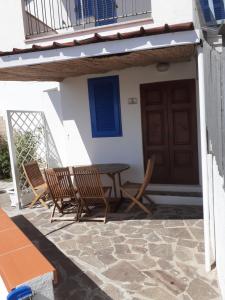 Casa Costa e Manfredi