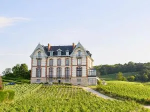 Chateau de Sacy - Les Mesneux