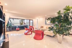 Townhouse with ocean view Puerto Bahia