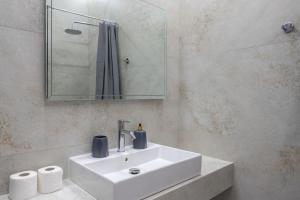 Contemporary Comfort in Athens