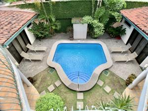 Villa Arenas- Private Pool & Easy Beach Access in Jaco