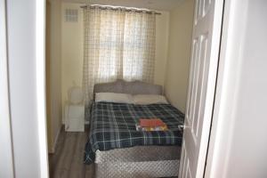 Four Bedroom House Chandos Road