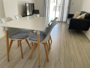 Dpto nuevo Centro Cochera super Balcón Asador