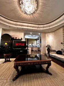 Nassali - Luxurious Beachfront Villa with Private Pool