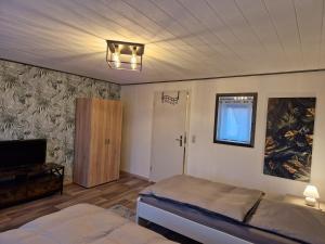 FerienwohnungMonteurunterkunft 2.0 Leopolshall