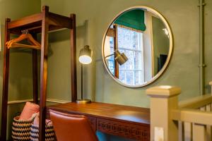 19 High Petergate - Next to York Minster