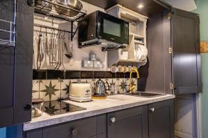 19 High Petergate - Next to York Minster