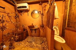 Dinh Đá HMông - Karsterly Rock Lodge