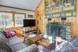 Cozy Cabin Between Stratton Resort and Mount Snow - Stratton