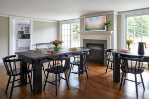 The Kent Collection - The Firefly Inn