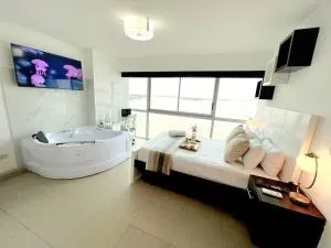 Ecusuites Ejecutiva Mini view río guayas Aeropuerto - Durán