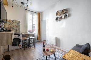 TinyÉbène*Paris/Stade de France - 3hvězdičkové hotely ve městě Saint-Denis