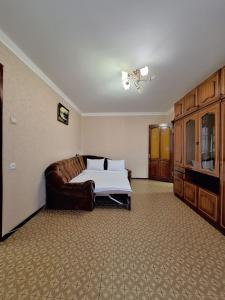 4 ліжка з балконом Документи для відряджень Мережа Alex Apartments Безконтатне заселення 24-7