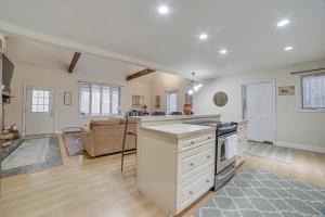 Peaceful Cavendish Retreat with Hot Tub and Fireplace!