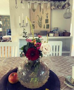 Ruth & Iris Farmhouse