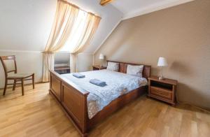 Central apartments 3 x Free parking x SELF CHECK-IN