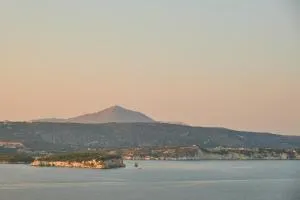 Aptera House by Izzeddin Fortress in Kalami Chania - Kalami