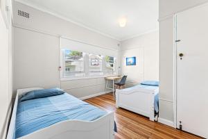 Location, Location, Location ! The Light House Cottage Narooma