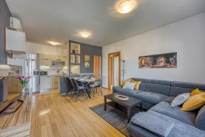 Apartment Dea - Three Bedroom Apartment 