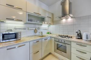 Apartment Dea - Three Bedroom Apartment 