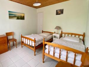 Maison de Pays avec Grand Jardin, Proche Centre et Plage - FR-1-231-294