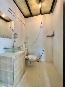 Sleep Inn - Lonely Beach