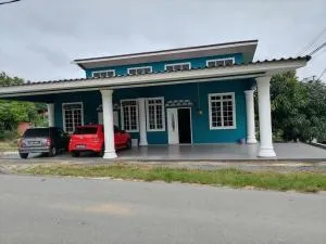 Wan Demeh Homestay - Kampong Kempas