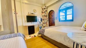 Superior Quadruple Room (Ground Floor)