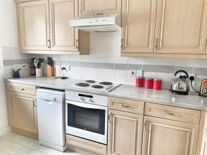 Ground floor Central 1 bed with parking