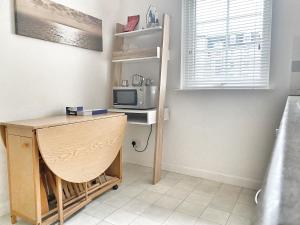 Ground floor Central 1 bed with parking
