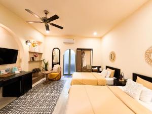 Phòng Tiêu Chuẩn 2 Giường Đơn Nhìn Ra Khu Vườn (Standard Twin Room with Garden View)