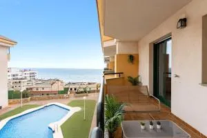 Coastal Comfort 2 bed, parking pool and terrace - Torrequebrada