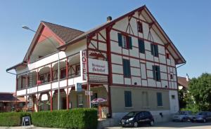 Hotel Hotel Restaurant Bahnhof Schüpfen Švica