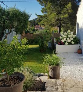 Villas Tres belle villa Familiale avec Piscine : photos des chambres